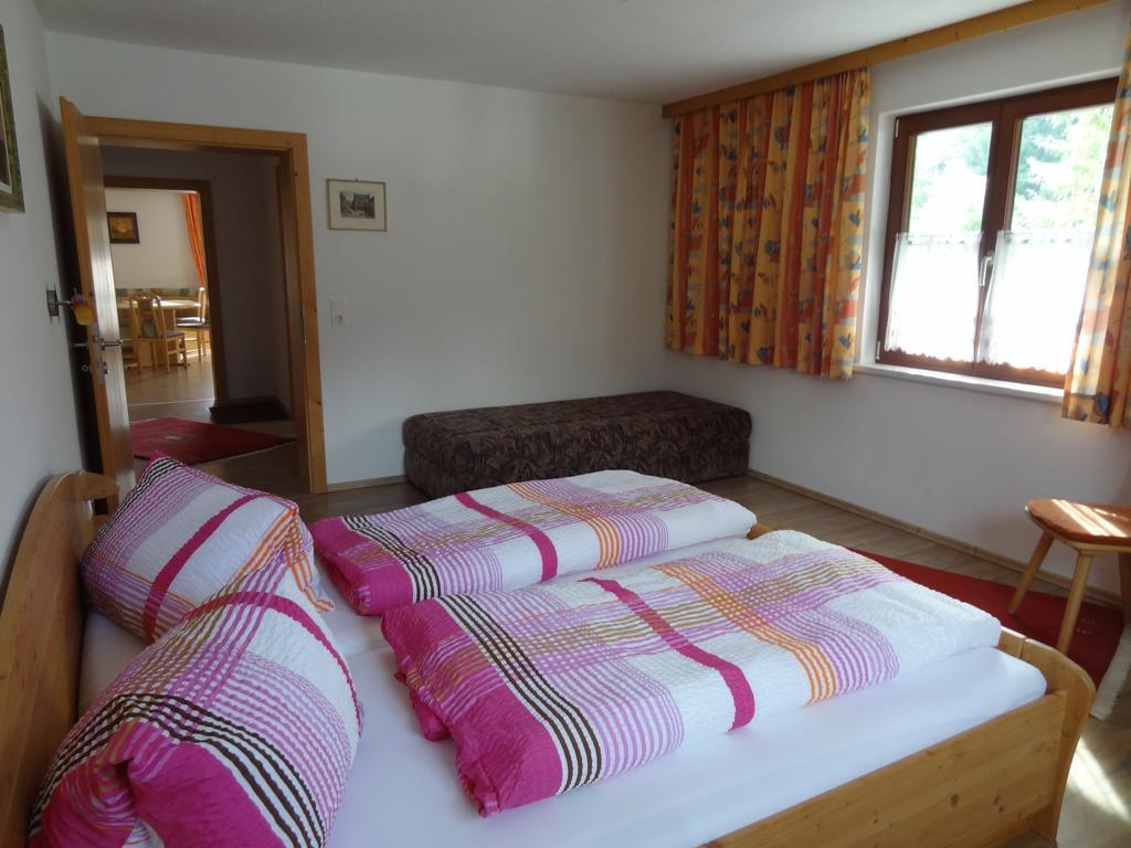 Landhaus Rauth Apartment Leutasch Ruang foto